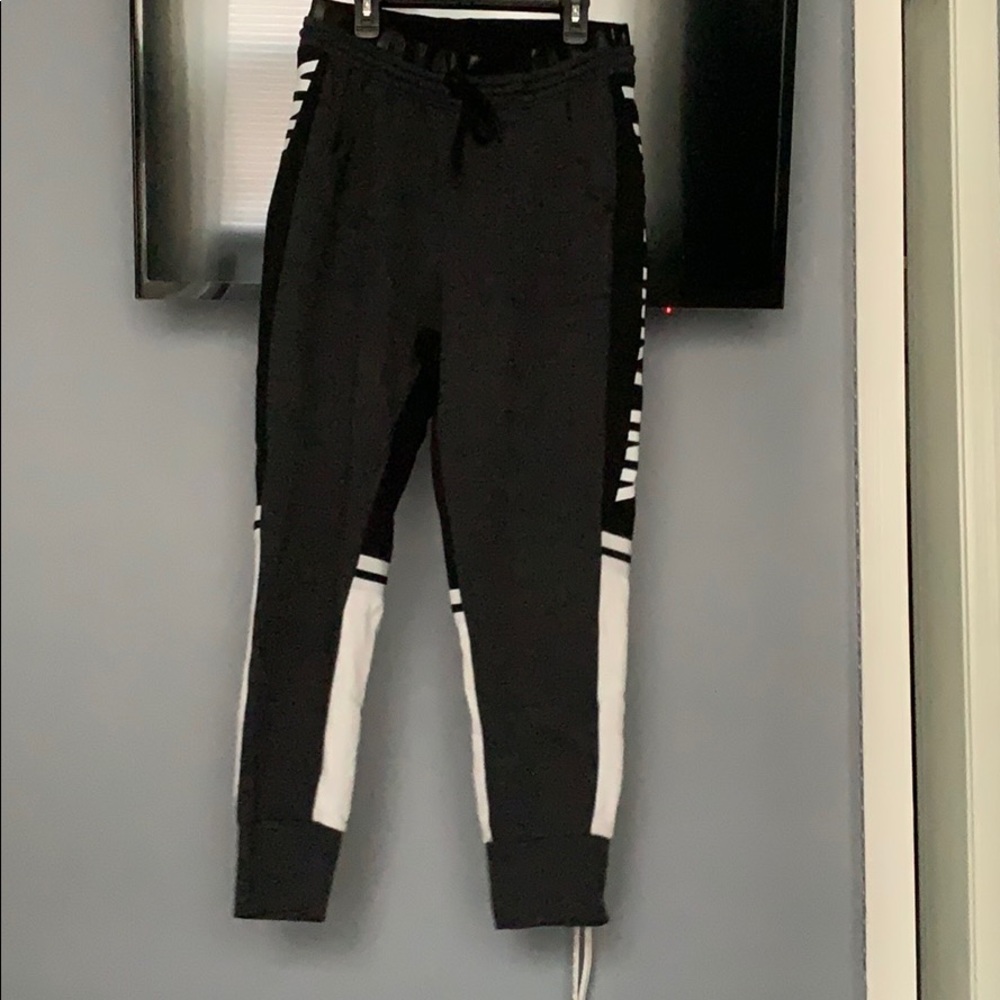 Sweatpants/joggers